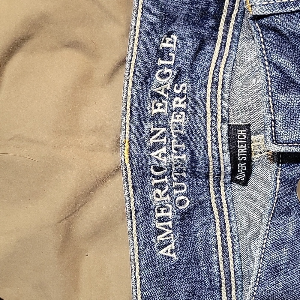 AEO jeans!
